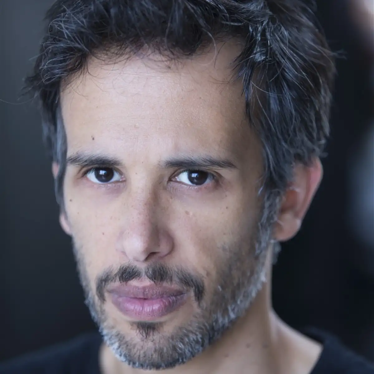 Ali Esmili